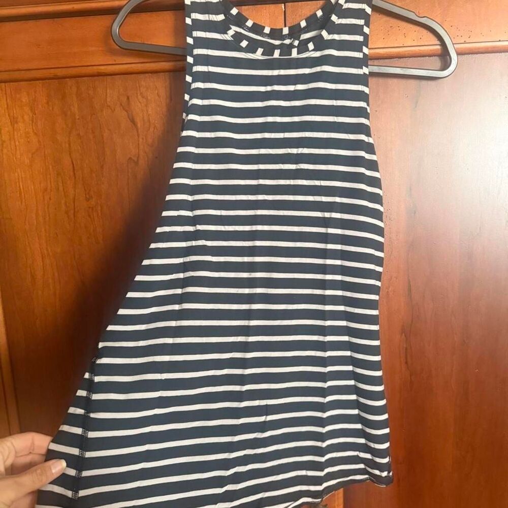 Lululemon All Tied Up Tank 6/8